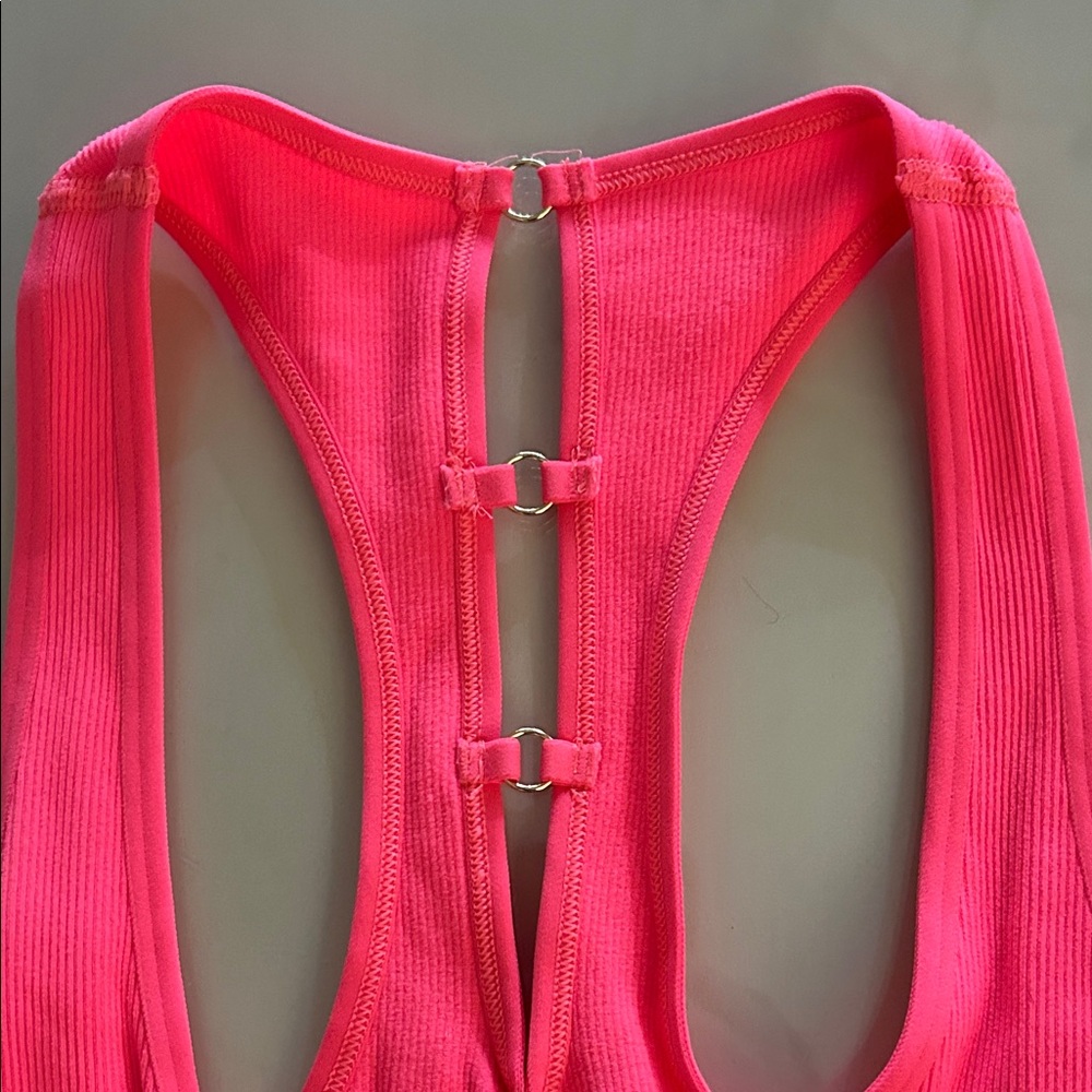 Aerie Real Good Ribbed Crop Tank Top
Bin A - Picture 2 of 7